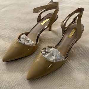 Defect Louise et Cie Esperance Bisque Nude Patent Pointed Toe Pumps Sz9 See Pics